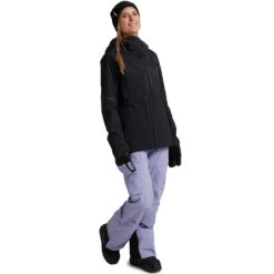 Burton [ak] Gore-Tex Upshift Wintersportjacke True Black Damen -Skiausrüstung burton ak gore tex upshift jacket 21282101001 05 gross