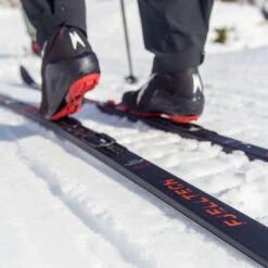 Madshus Fjelltech M50 Skin Langlauf-Set Black/Red Damen, Herren -Skiausrüstung madshus fjelltech m 50 skin 18f0100 03 gross